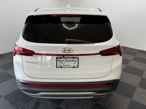 Certified 2023 Hyundai Santa Fe SE FWD image 11