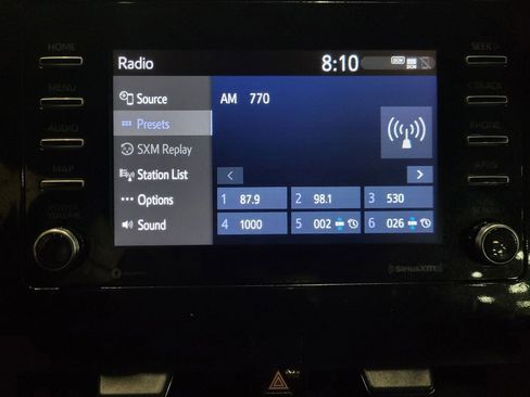 Used 2022 Toyota Camry SE image 25