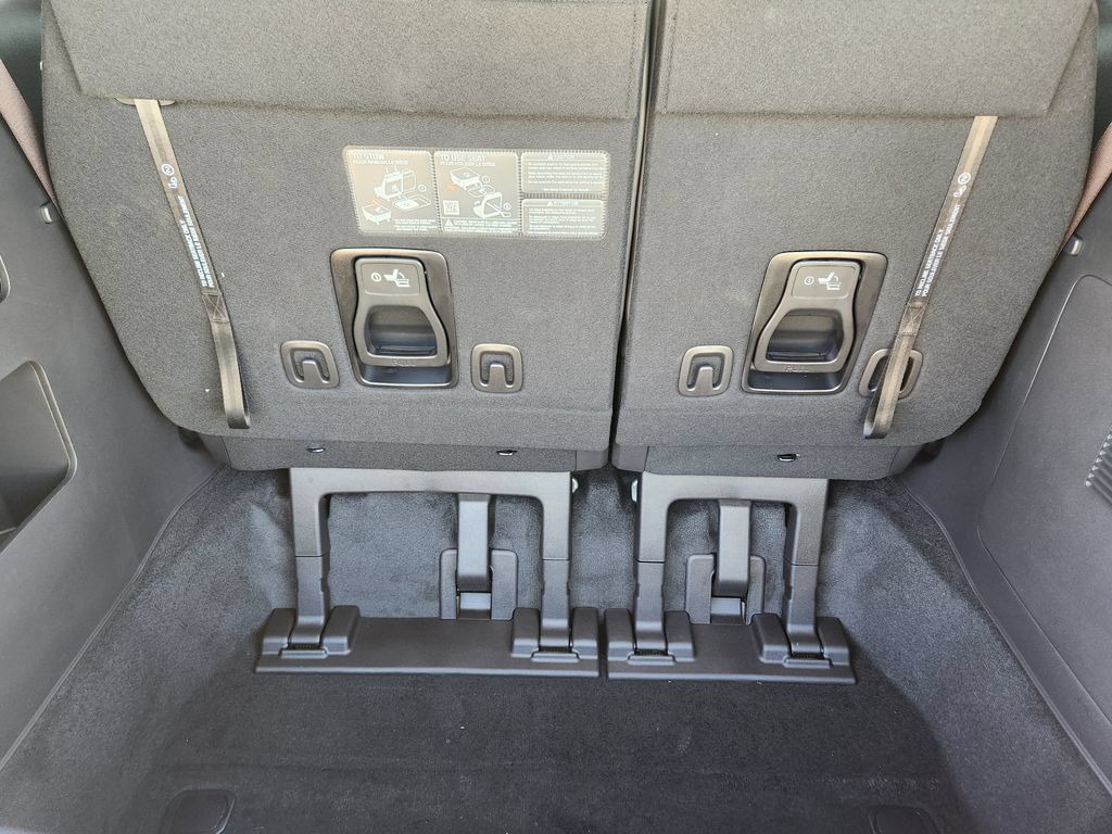 New 2027 Kia Carnival EX FWD image 27