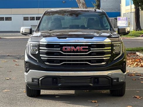 Used 2025 GMC Sierra 1500 SLT image 9