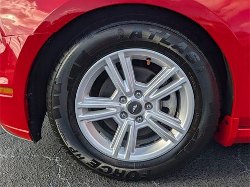 Used 2014 Ford Mustang V6 image 18