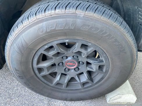 Used 2021 Toyota 4Runner SR5 Premium AWD/4WD image 14