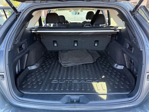 Used 2021 Subaru Outback Premium image 19