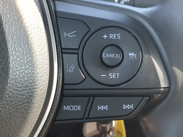 Used 2021 Toyota Corolla SE FWD image 21