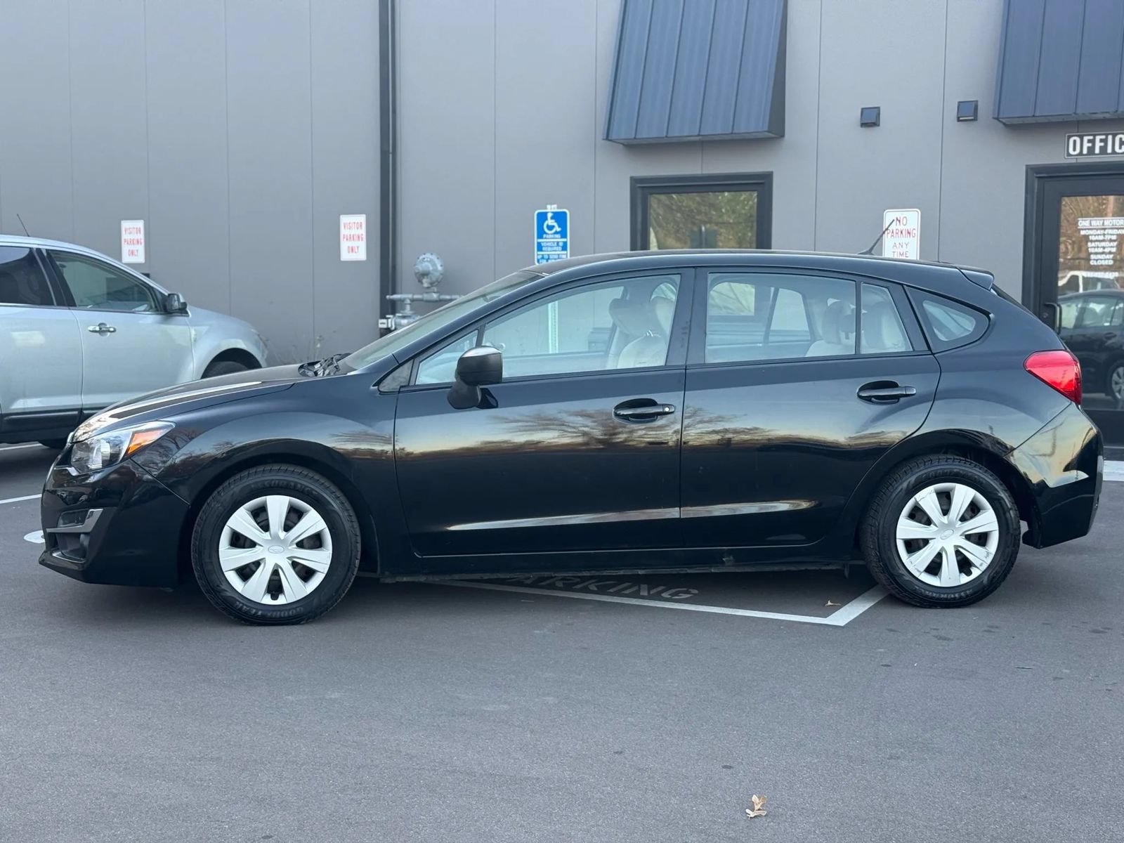 Used 2016 Subaru Impreza 2.0i AWD/4WD image 2