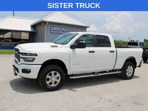 Used 2025 RAM 2500 Big Horn AWD/4WD image 5