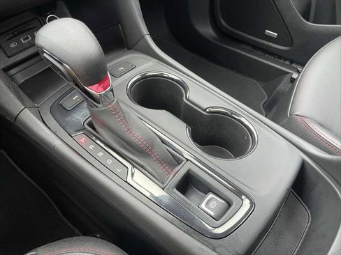 Used 2023 Chevrolet Equinox RS w/ RS Leather Package image 31