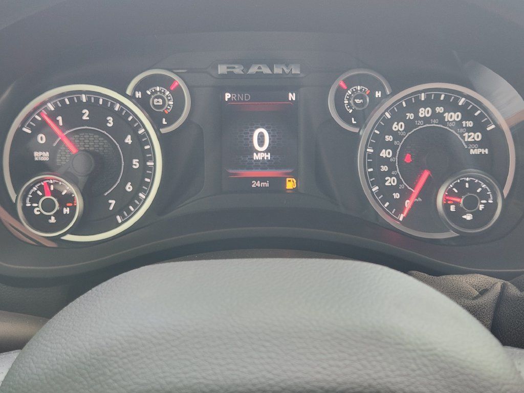 New 2026 RAM 2500 Tradesman AWD/4WD image 14