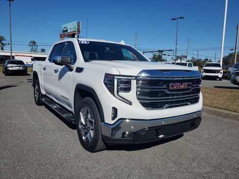 Used 2024 GMC Sierra 1500 SLT w/ SLT Premium Plus Package image 8