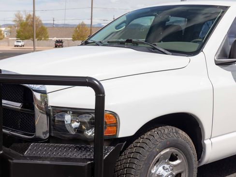 Used 2005 Dodge Ram 2500 Truck ST w/ Trailer Tow Group image 32