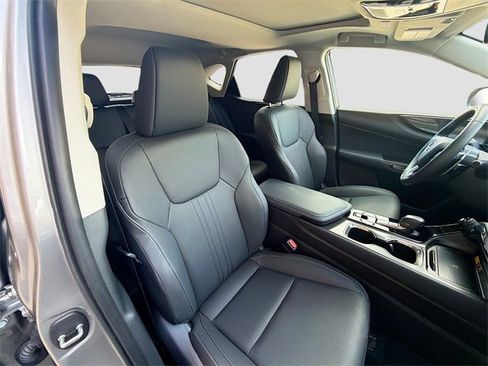 Used 2025 Lexus NX 250 FWD w/ Premium Package image 15
