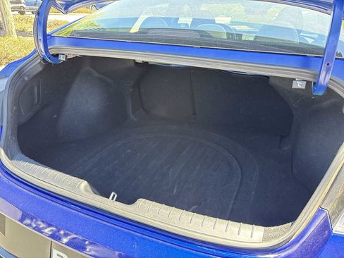 Used 2025 Hyundai Elantra SEL FWD image 26