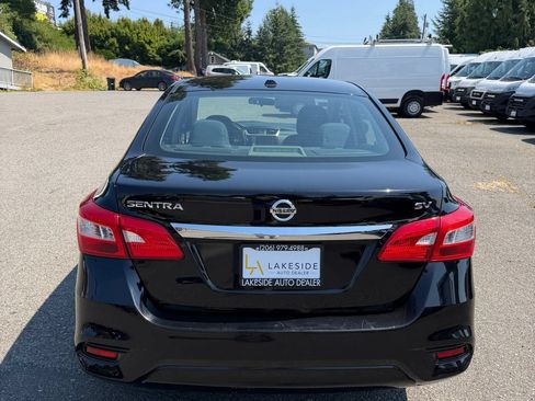 Used 2019 Nissan Sentra SV FWD image 5