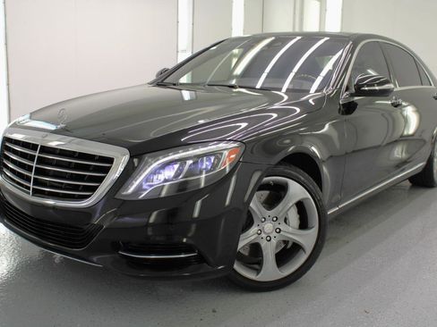 Used 2015 Mercedes-Benz S 550 Sedan image 28