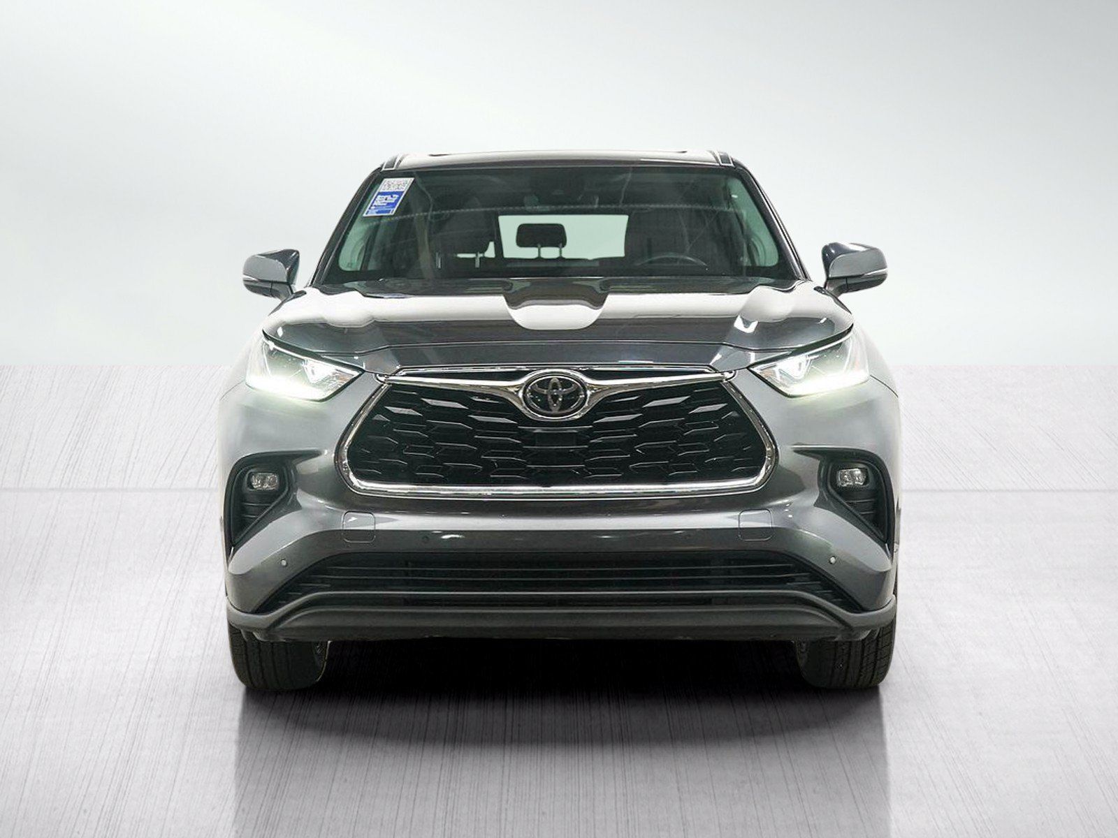Used 2021 Toyota Highlander Limited AWD/4WD image 8