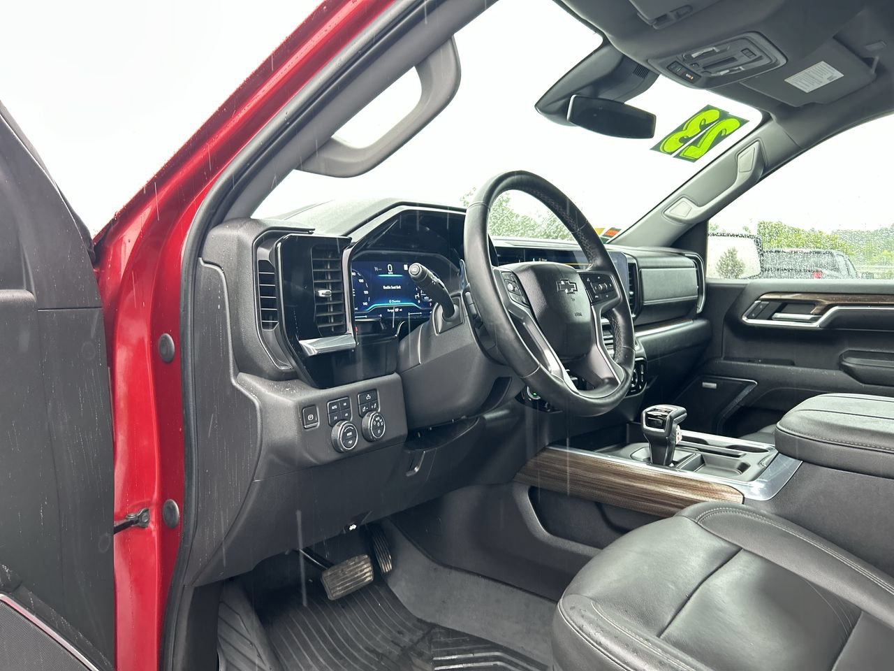 Used 2023 Chevrolet Silverado 1500 LT Trail Boss w/ Convenience Package II AWD/4WD image 29