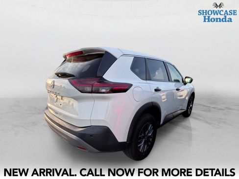 Used 2023 Nissan Rogue S FWD image 5