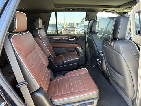 Used 2024 GMC Yukon Denali Ultimate image 33