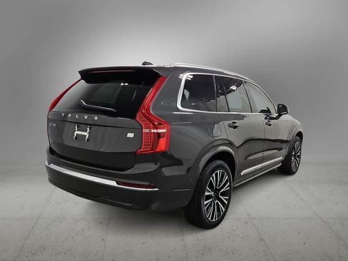 Used 2023 Volvo XC90 T8 Plus AWD/4WD image 8