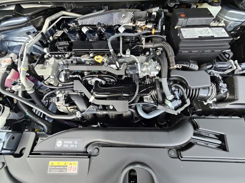 Used 2023 Toyota Corolla LE FWD image 24