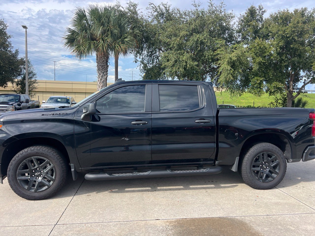 Used 2026 Chevrolet Silverado 1500 Custom w/ Turbomax Blackout Package RWD image 2