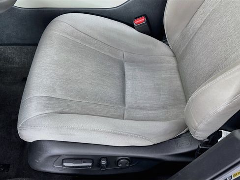 Certified 2023 Honda Accord EX image 18
