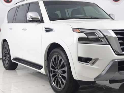 Used 2024 Nissan Armada Platinum w/ Captain's Chairs Package image 44