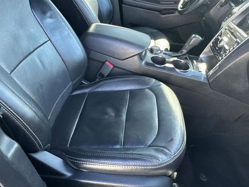 Used 2019 Ford Explorer Limited w/ Class III Trailer Tow Package image 17