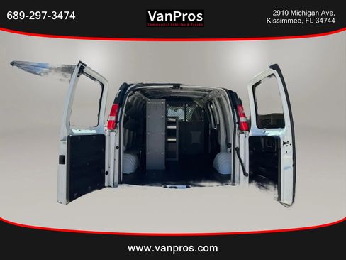 Used 2020 Chevrolet Express 2500 w/ Driver Convenience Package RWD image 12