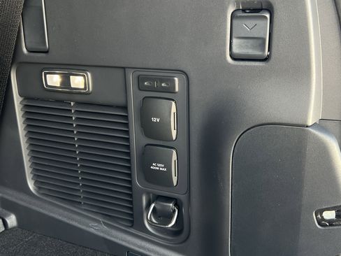 New 2025 Lincoln Navigator Reserve w/ Jet Appearance Package image 32