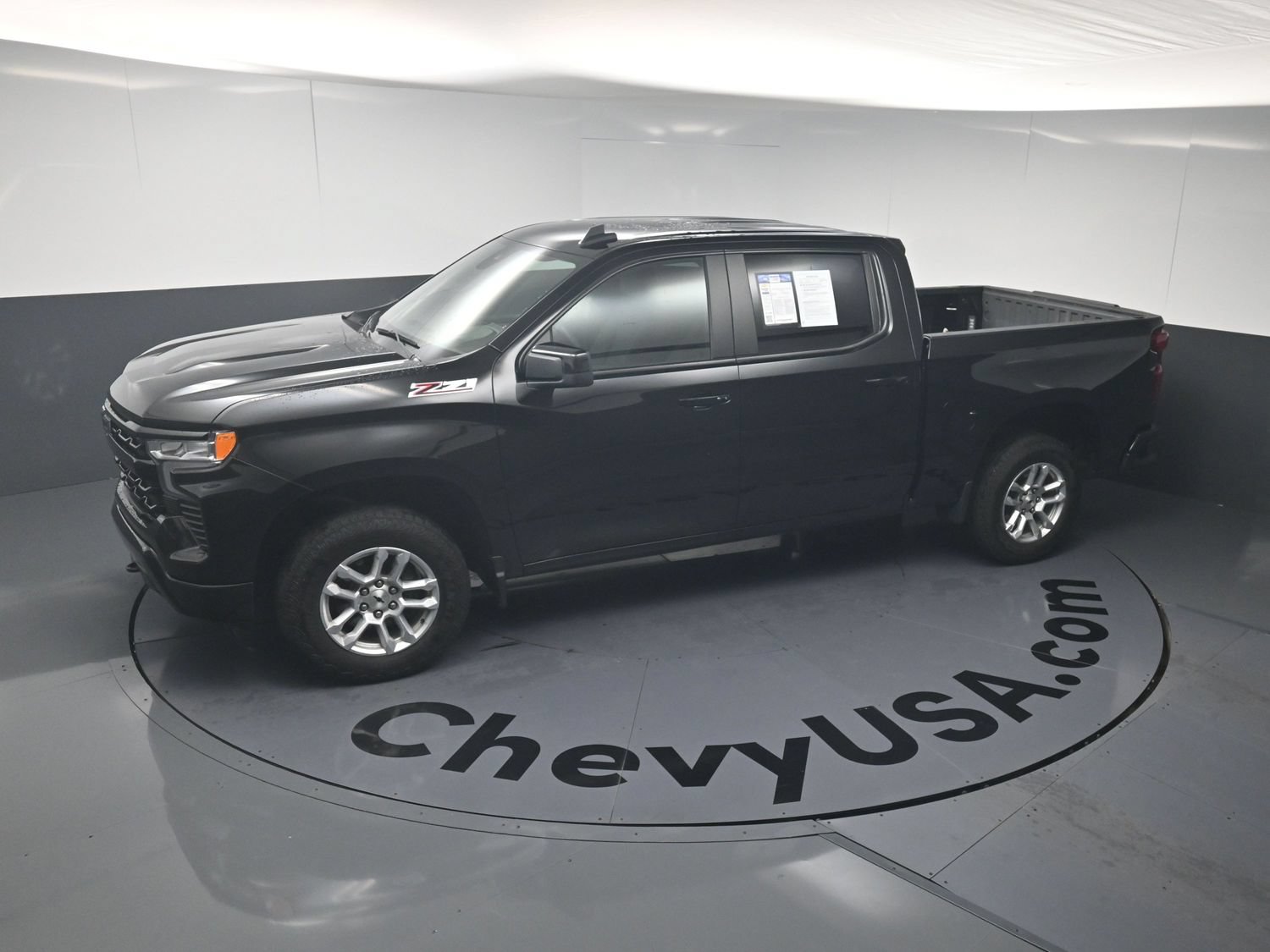 Used 2024 Chevrolet Silverado 1500 RST w/ Z71 Off-Road Package AWD/4WD image 30