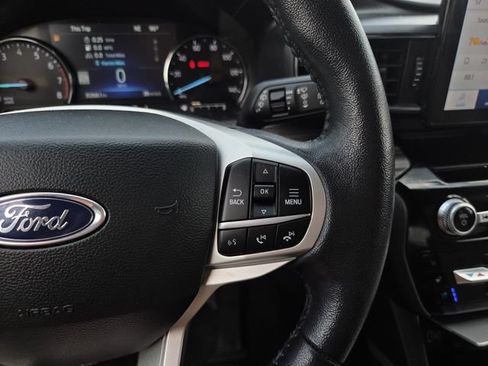 Used 2023 Ford Explorer Limited w/ Hybrid Equipment Group 310A RWD image 24