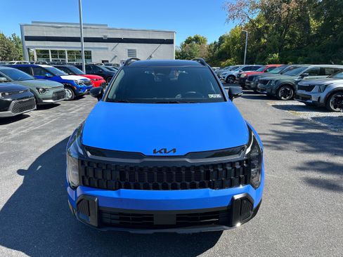New 2026 Kia Sportage X-Line w/ X-Line Premium Package image 2