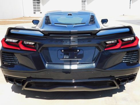 Used 2023 Chevrolet Corvette Stingray Premium Cpe w/ Z51 Performance Package RWD image 21