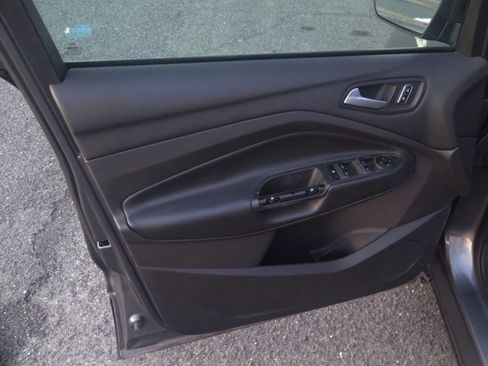 Used 2014 Ford Escape SE w/ Equipment Group 201A image 20