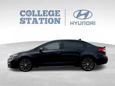 Used 2023 Toyota Corolla SE FWD image 7
