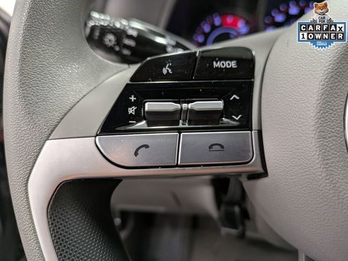 Used 2023 Hyundai Elantra SEL image 17