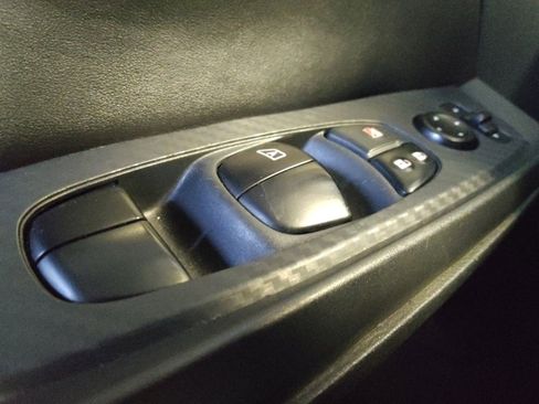 Used 2021 Nissan Sentra SV w/ Lighting Package FWD image 27