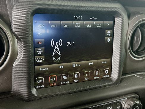 Used 2023 Jeep Wrangler Unlimited w/ 8.4" Radio Group AWD/4WD image 21