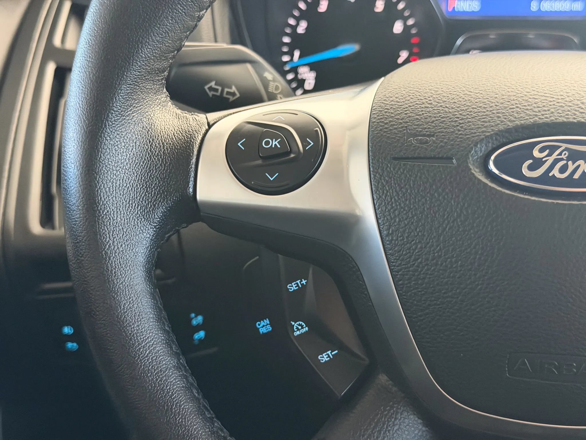 Used 2014 Ford Focus SE w/ Equipment Group 201A FWD image 32