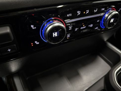 New 2026 GMC Sierra 1500 Elevation w/ Elevation Premium Package image 30