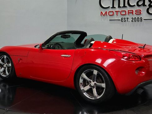 Used 2008 Pontiac Solstice GXP w/ Premium Package RWD image 8