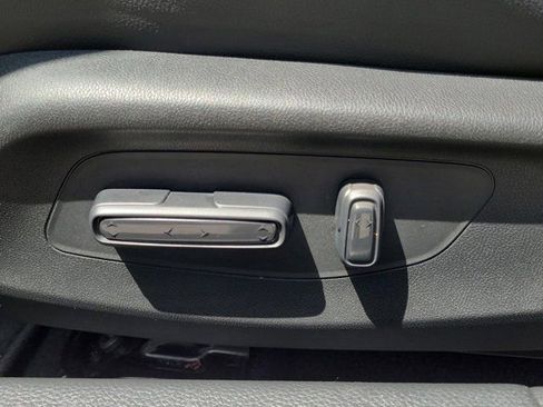 Used 2023 Acura Integra A-Spec image 11