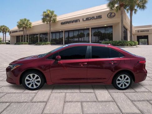 Used 2023 Toyota Corolla LE FWD image 7