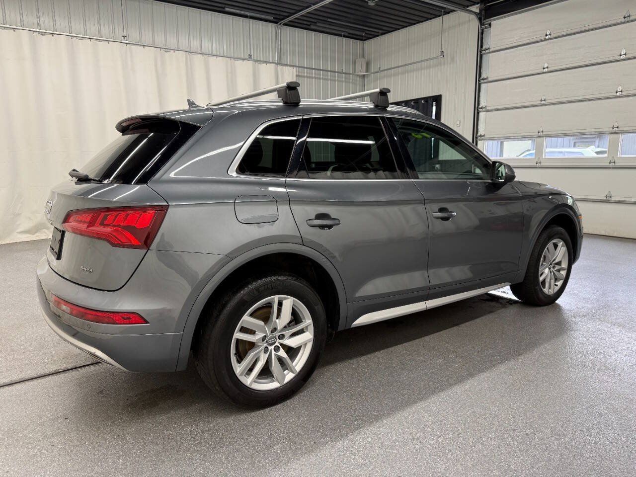 Used 2020 Audi Q5 2.0T Premium AWD/4WD image 4
