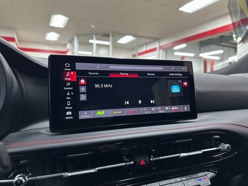 Certified 2024 Dodge Hornet R/T Plus image 22