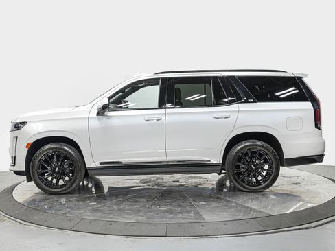 Used 2024 Cadillac Escalade Sport w/ LPO, ONYX Package image 2