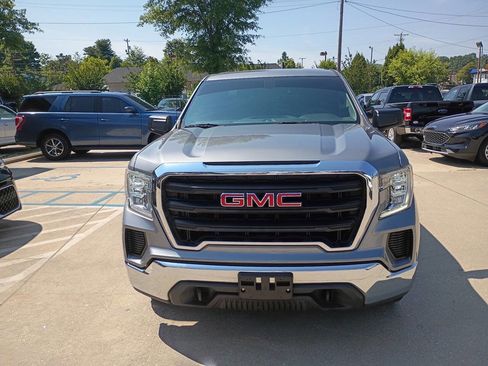 Used 2020 GMC Sierra 1500 4x4 Crew Cab w/ Sierra Value Package image 3