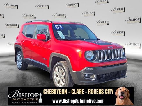 Used 2016 Jeep Renegade Latitude image 1
