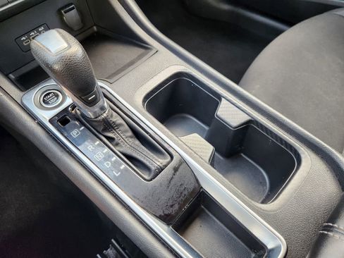 Used 2021 Nissan Sentra SV FWD image 19